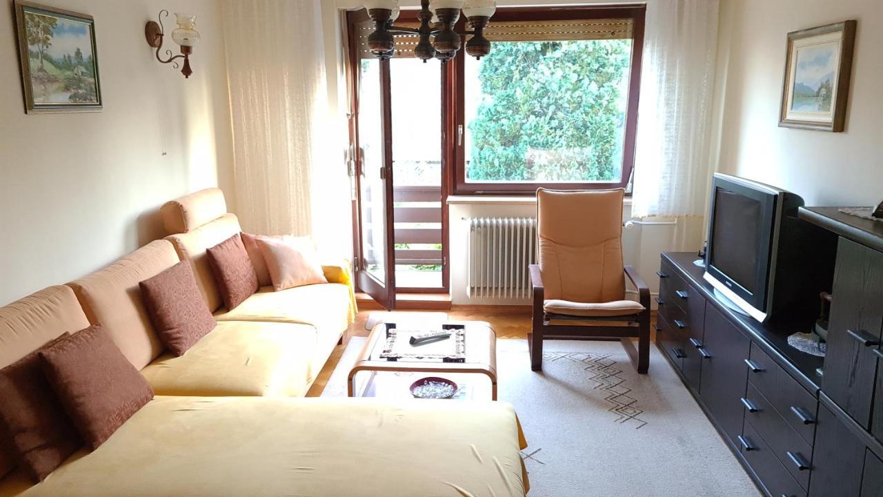 Apartment Ajdna Zirovnica 外观 照片